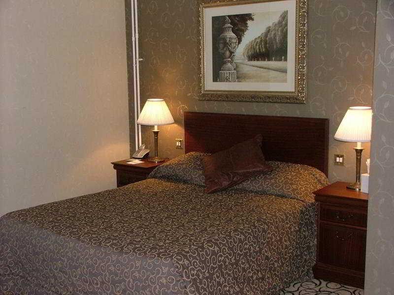 The Orwell Hotel Felixstowe Ngoại thất bức ảnh