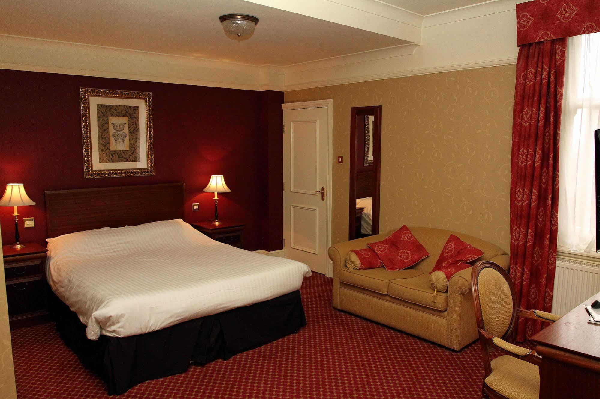 The Orwell Hotel Felixstowe Ngoại thất bức ảnh