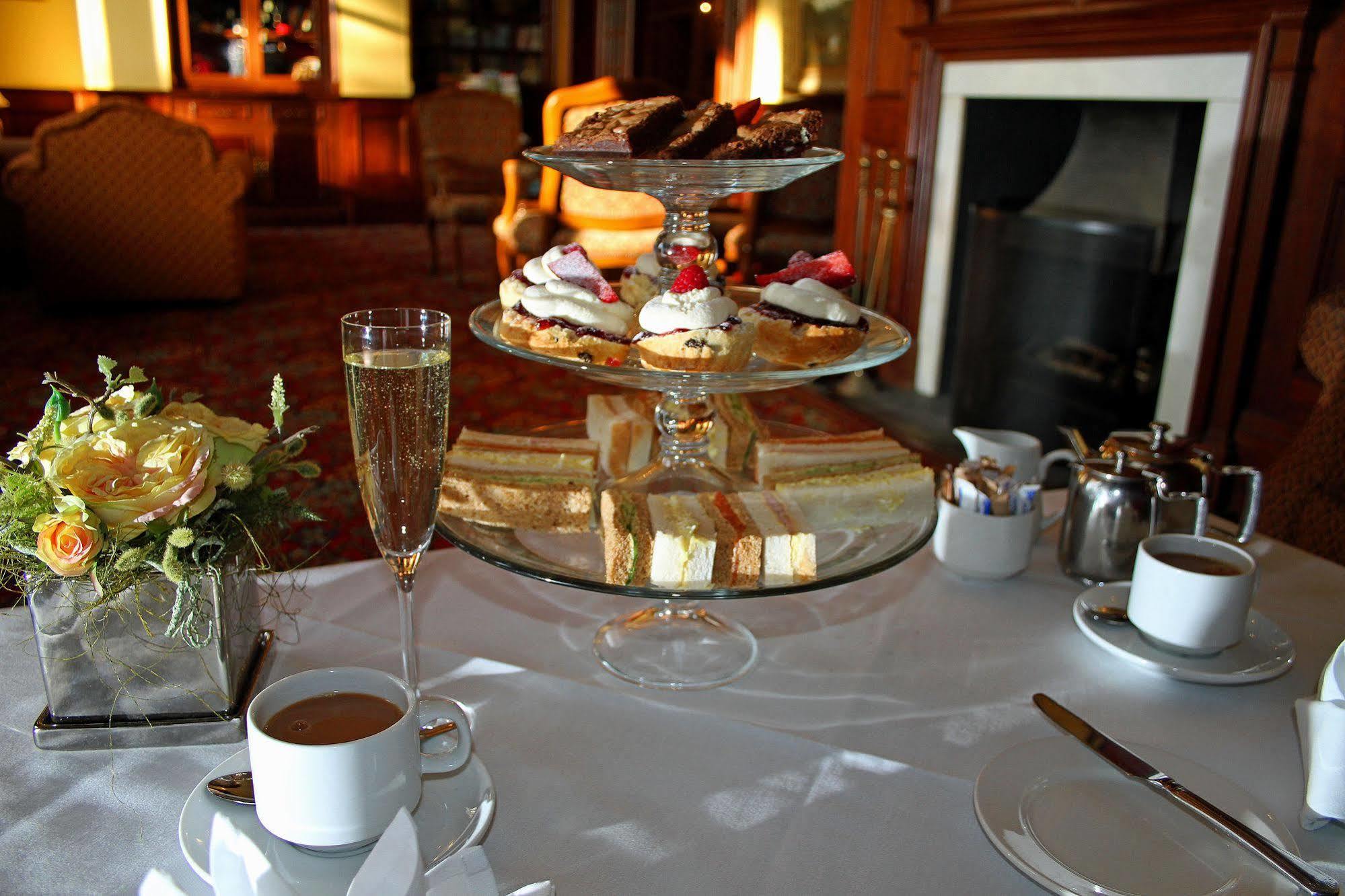 The Orwell Hotel Felixstowe Ngoại thất bức ảnh